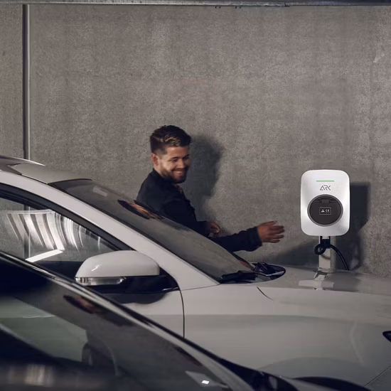 7kw Wallbox Smart Home AC EV Charger Electric Vehicle Charging Sation